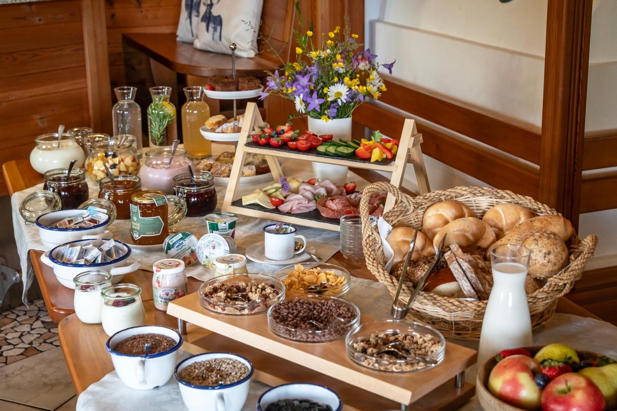 Trinnerhof- Hof Chalets Und Obsthof Mit Zimmer Natz-Schabs المظهر الخارجي الصورة