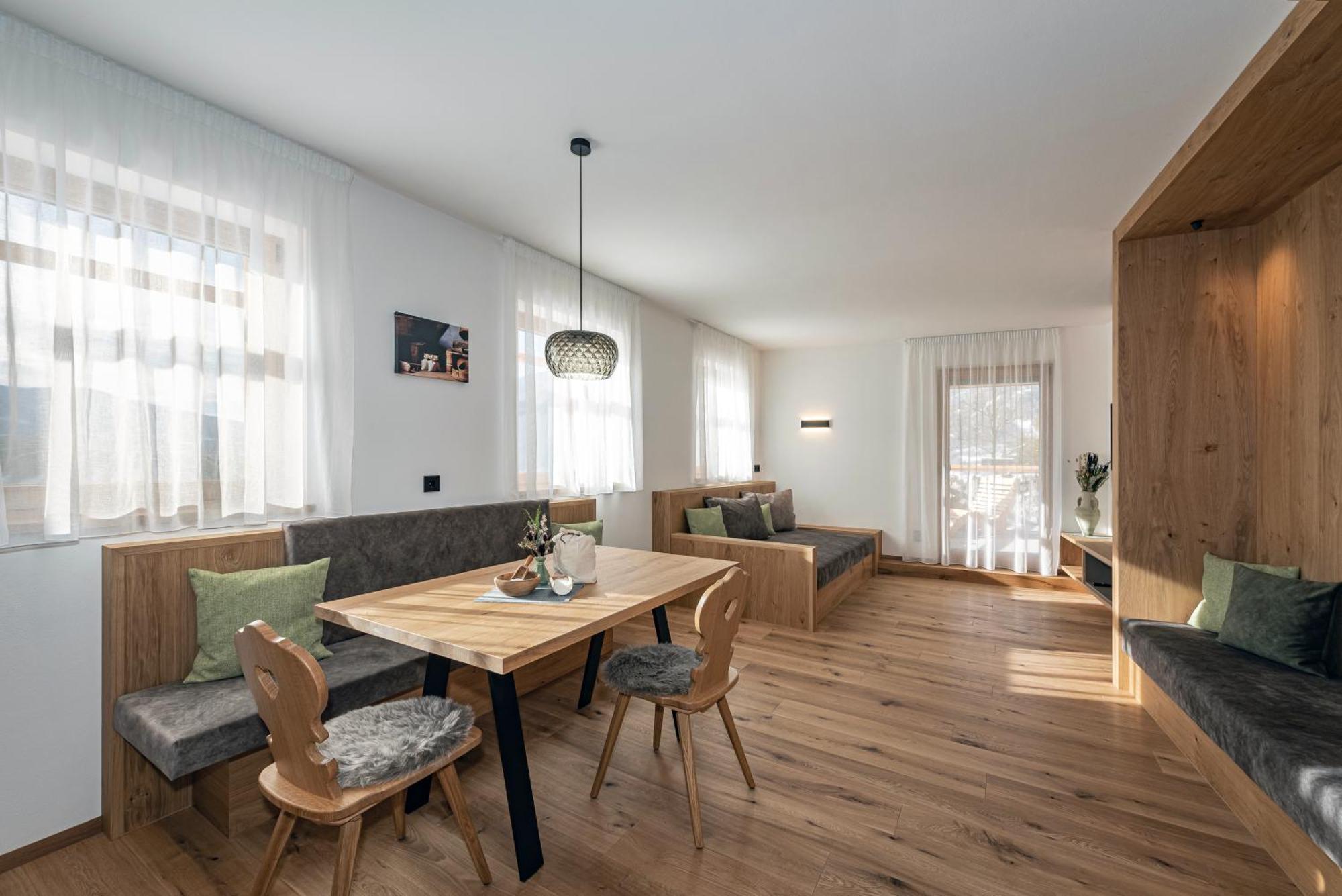 Trinnerhof- Hof Chalets Und Obsthof Natz-Schabs المظهر الخارجي الصورة