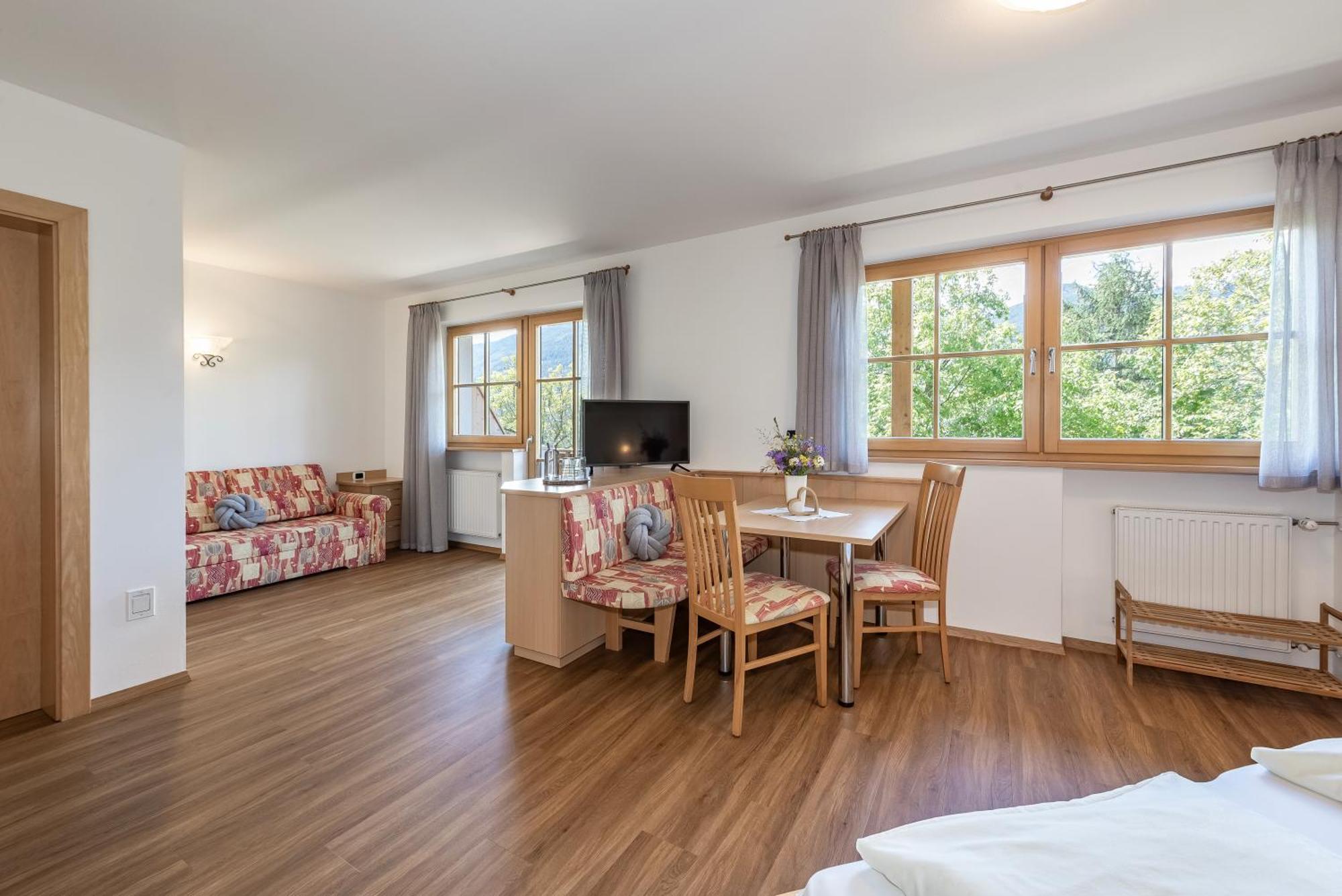 Trinnerhof- Hof Chalets Und Obsthof Natz-Schabs المظهر الخارجي الصورة