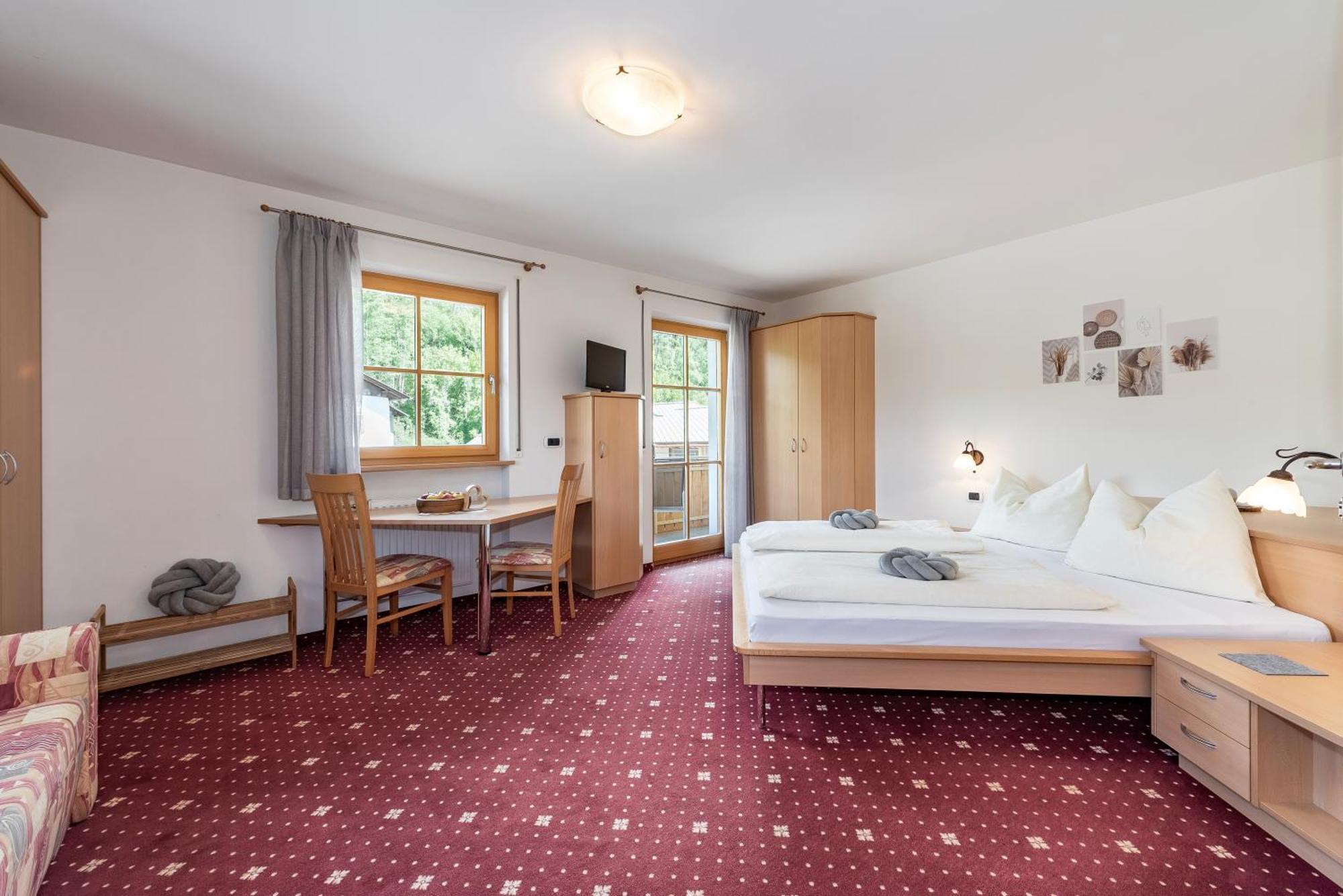 Trinnerhof- Hof Chalets Und Obsthof Mit Zimmer Natz-Schabs المظهر الخارجي الصورة