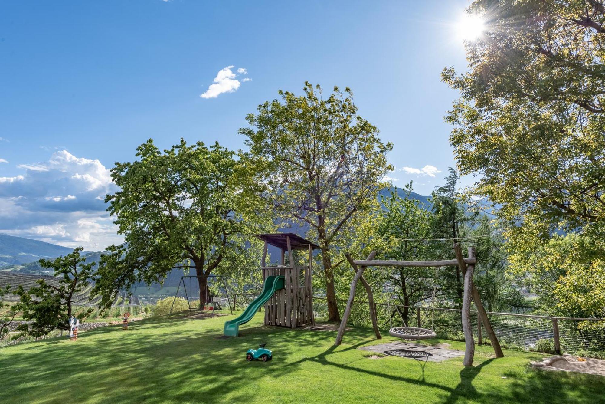 Trinnerhof- Hof Chalets Und Obsthof Mit Zimmer Natz-Schabs المظهر الخارجي الصورة